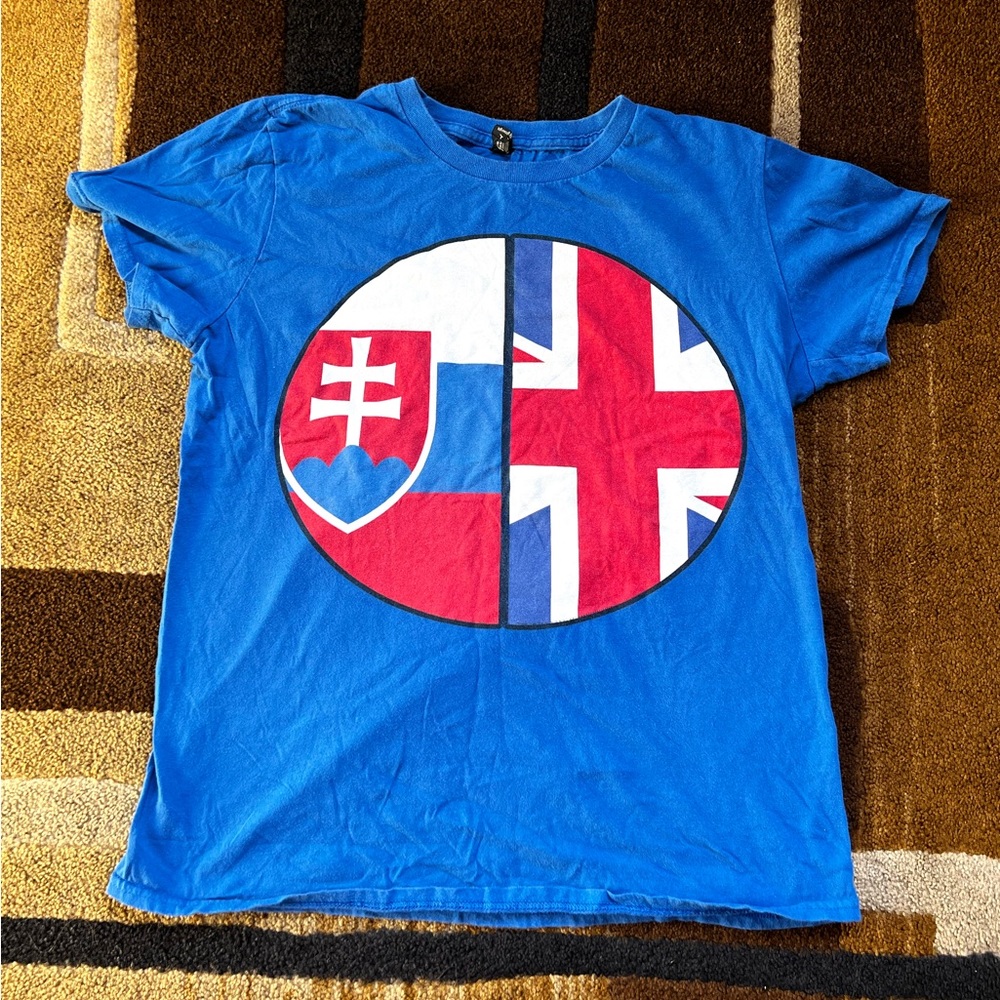 Men’s Slovakia / United Kingdom mashup t shirt size M